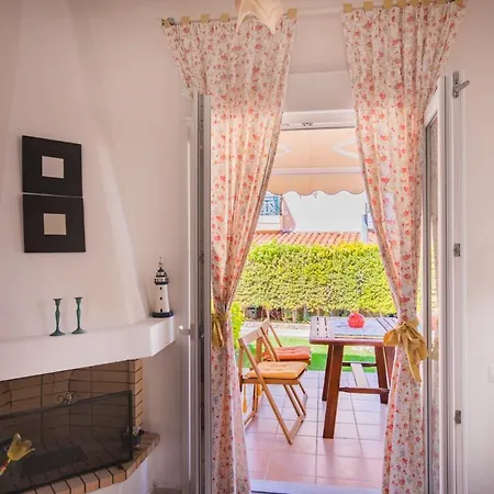 Holiday home Quintessence Villas Neakitos *