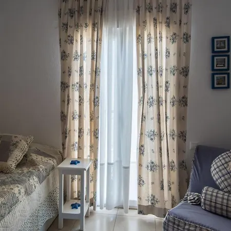 Quintessence Villas Neakitos Дом отдыха *