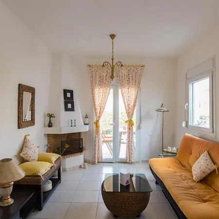 Holiday home Quintessence Villas Neakitos *