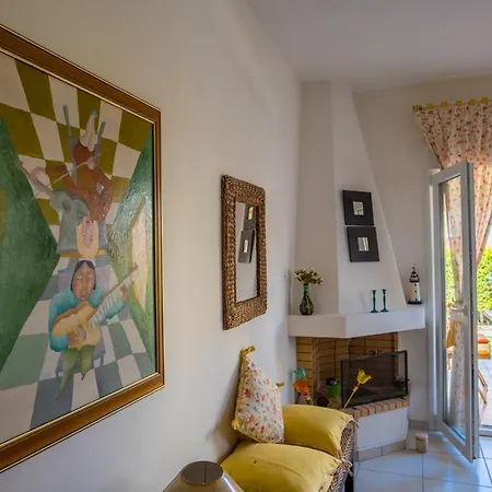 Quintessence Villas Neakitos